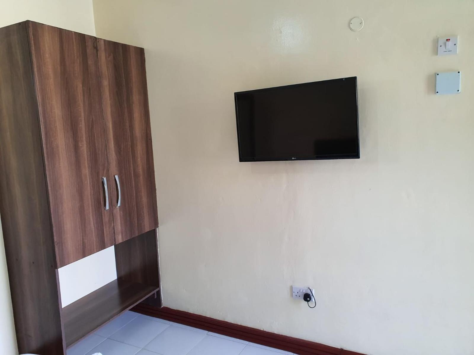 Prestige Leisure Hotel Mtwapa Buitenkant foto