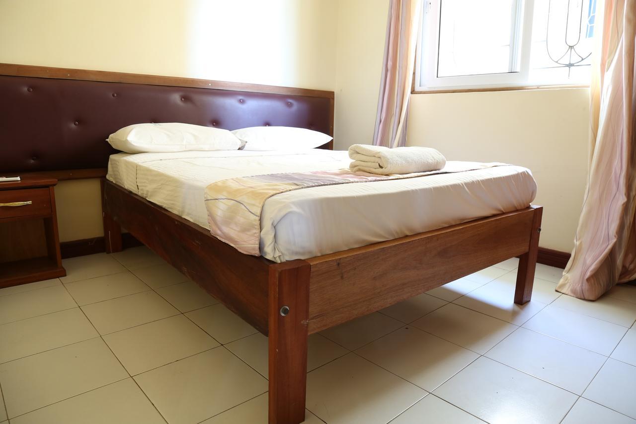 Prestige Leisure Hotel Mtwapa Buitenkant foto